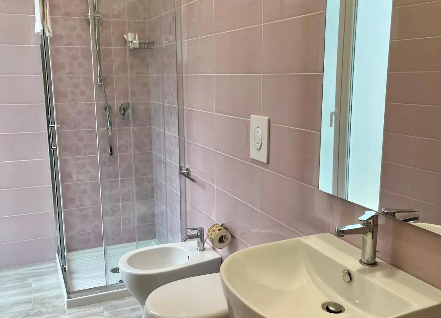 Hotel Prospettiva Medina Neapol 0*,